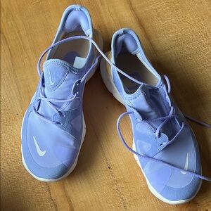 Nike Women's Purple Athletic Shoes